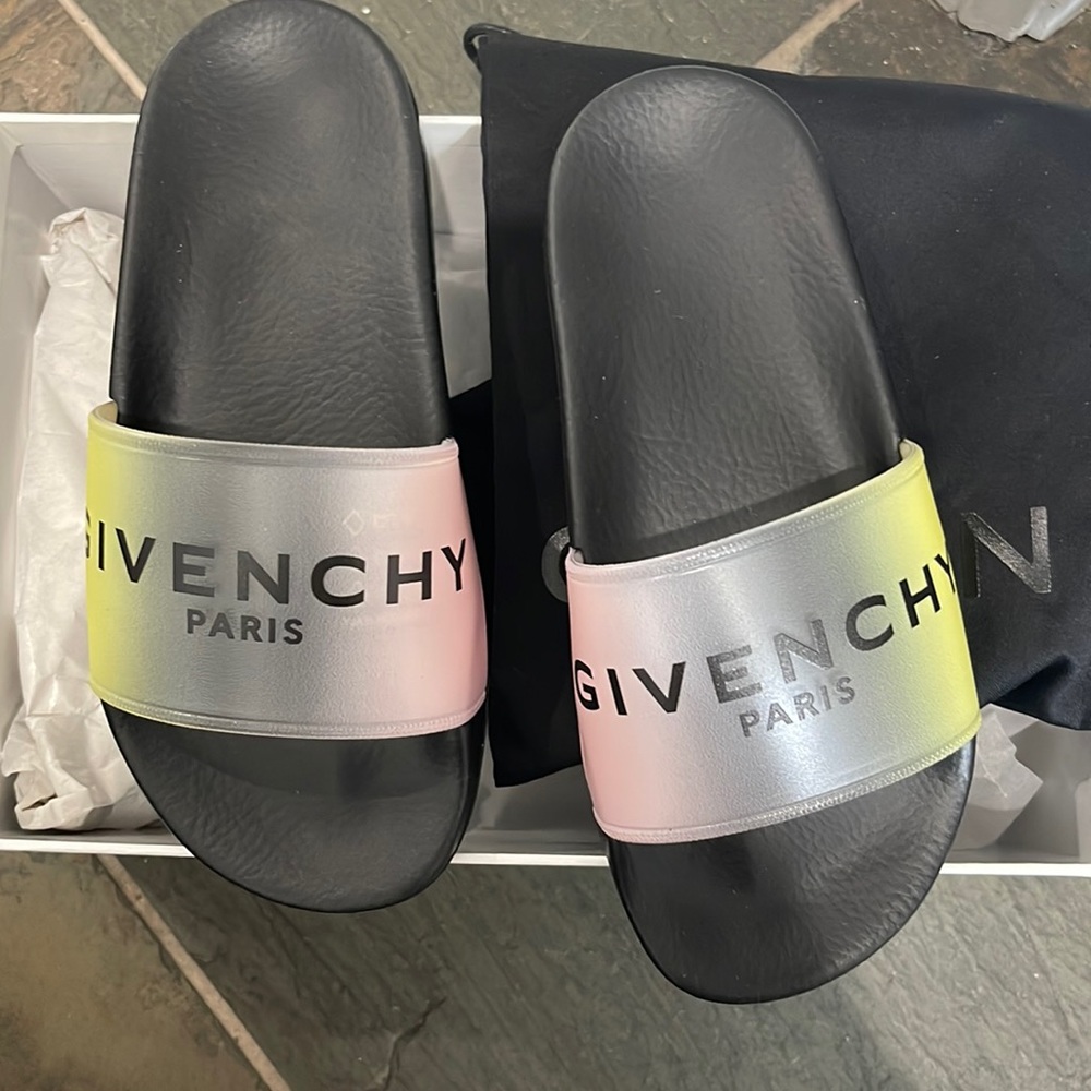 New givenchy slides! Size 30. Includes box and dust bag!